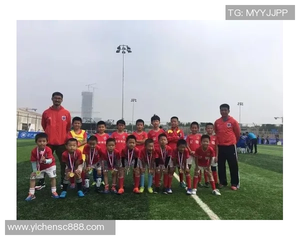 南京足球队荣登足球配合排行榜第一名引发热议与期待 南京足球队荣登足球配合排行榜第一名引发热议与期待